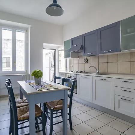 Apartment Nel Palazzo Del Re Nasone