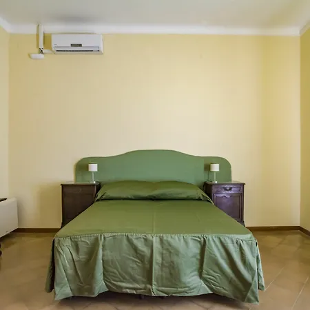 Apartment Nel Palazzo Del Re Nasone *
